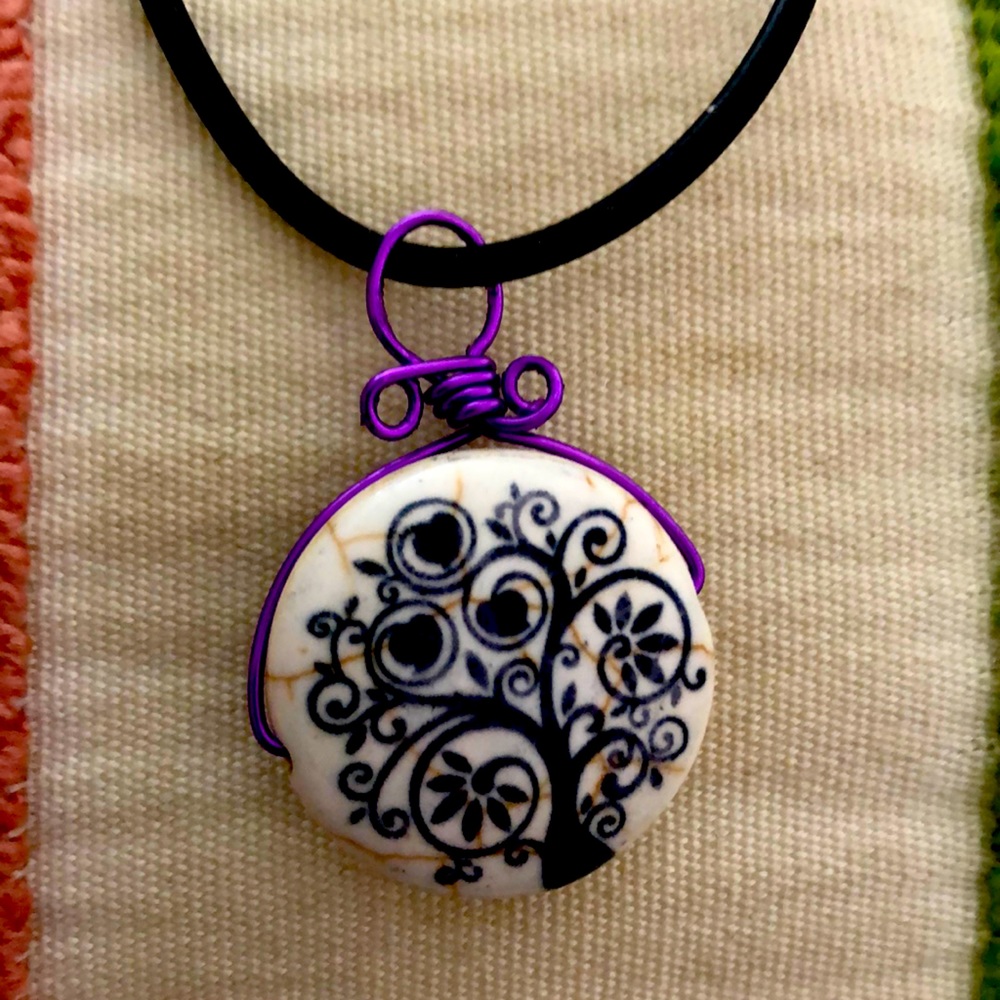 Necklace,